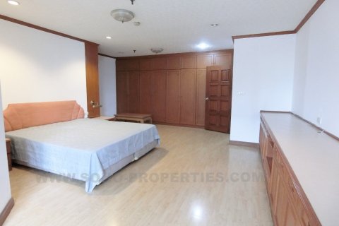 Condominio de 3 dormitorios en Bangkok, Tailandia № 143806 - foto 9