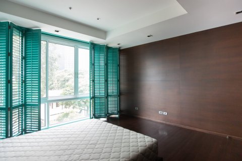 Condo in Bangkok, Thailand, 4 bedrooms  № 143808 - photo 9