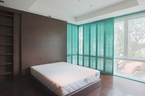 Condo in Bangkok, Thailand, 4 bedrooms  № 143808 - photo 10