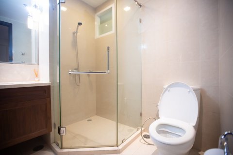 Condo in Bangkok, Thailand, 4 bedrooms  № 143808 - photo 4