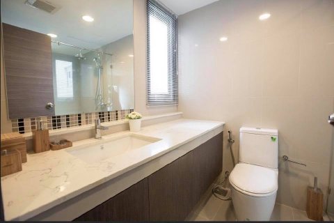 Condominio de 2 dormitorios en Bangkok, Tailandia № 143804 - foto 5