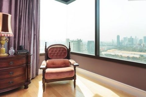 Condo à Bangkok, Thaïlande, 3 chambres  № 143805