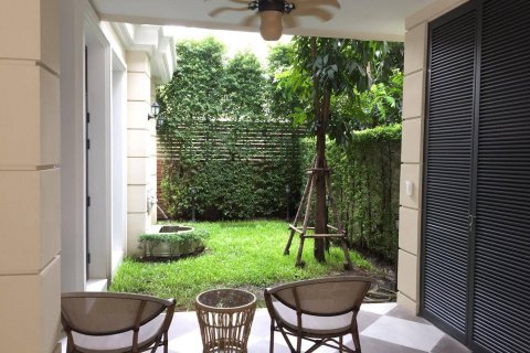 Casa de 4 dormitorios en Bangkok, Tailandia № 143809 - foto 18