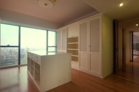 Condominio de 2 dormitorios en Yan Nawa, Bangkok, Tailandia № 144068 - foto 4