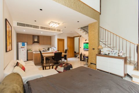 Condominio de 1 dormitorio en Bangkok, Tailandia № 144069 - foto 2