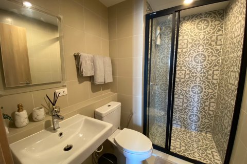 Condominio de 2 dormitorios en Hua Hin, Tailandia № 168709 - foto 24
