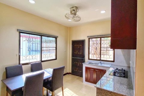 Casa de 3 dormitorios en Pattaya, Tailandia № 68574 - foto 8
