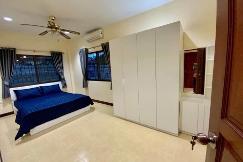 Casa de 3 dormitorios en Pattaya, Tailandia № 68574 - foto 13
