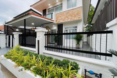 Maison à Pattaya, Thaïlande 3 chambres № 68571