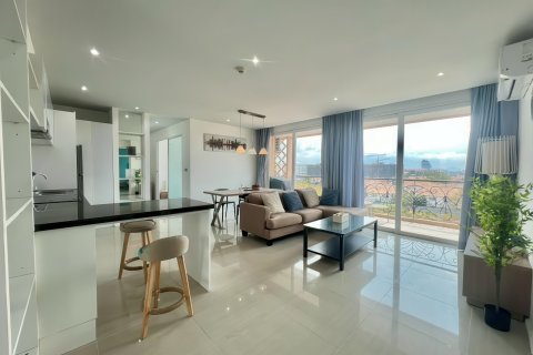 Apartamento de 2 dormitorios en Pattaya, Tailandia № 169674 - foto 12
