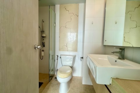 Apartamento de 2 dormitorios en Pattaya, Tailandia № 169674 - foto 25