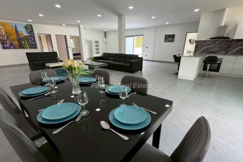 บ้านในบางละมุง, ประเทศไทย 6 ห้องนอน № 233705 - รูปถ่าย 2