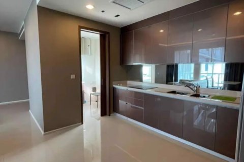 Condominio de 3 dormitorios en Bang Kho Laem, Bangkok, Tailandia № 113641 - foto 5