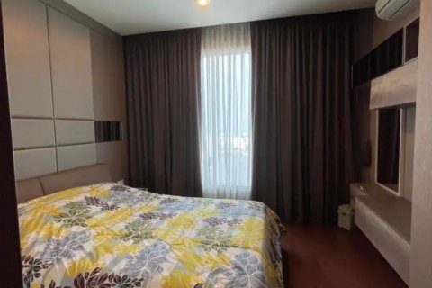Condominio de 3 dormitorios en Bang Kho Laem, Bangkok, Tailandia № 113641 - foto 9