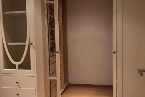 Condominio de 2 dormitorios en Bang Rak, Bangkok, Tailandia № 113644 - foto 9