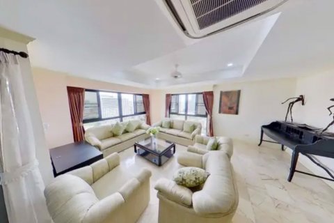 Eigentumswohnung in Watthana, Bangkok, Thailand, 2 Schlafzimmer  № 113642
