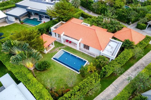 Casa de 3 dormitorios en Hua Hin, Tailandia № 65613
