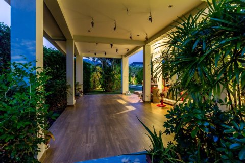 Casa de 3 dormitorios en Hua Hin, Tailandia № 65613 - foto 4