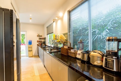 Casa de 3 dormitorios en Hua Hin, Tailandia № 65613 - foto 11