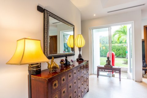 Casa de 3 dormitorios en Hua Hin, Tailandia № 65613 - foto 15