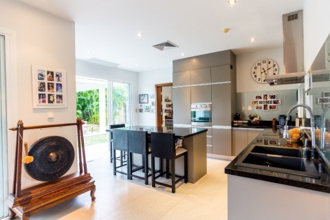 Casa de 3 dormitorios en Hua Hin, Tailandia № 65613 - foto 13
