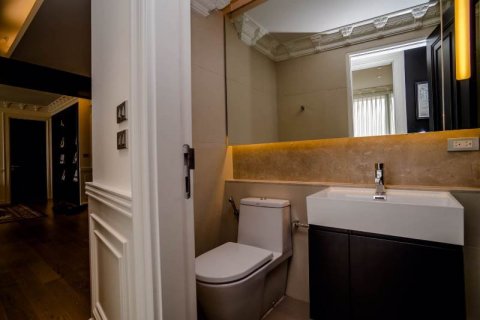 Condominio de 3 dormitorios en Bangkok, Tailandia № 65619 - foto 16