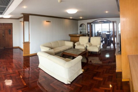 Condominio de 3 dormitorios en Bangkok, Tailandia № 65618 - foto 3