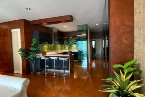 Condominio de 1 dormitorio en Bangkok, Tailandia № 65615 - foto 2