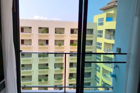 Apartamento de 2 habitaciones en Pattaya, Tailandia № 205834 - foto 8