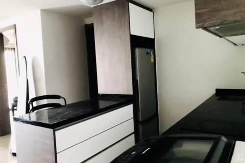 Apartamento de 2 habitaciones en Pattaya, Tailandia № 205839 - foto 5