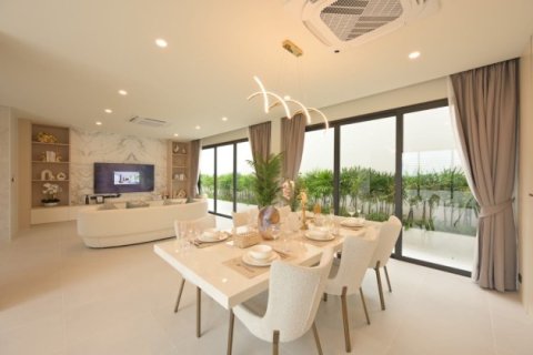 Chalet de 4 dormitorios en Phuket, Tailandia № 191126 - foto 5