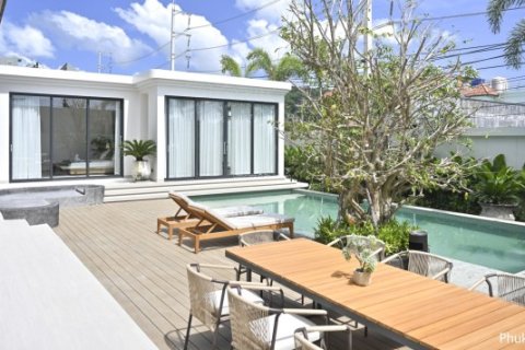 Villa in Kata, Thailand 4 bedrooms № 191124 - photo 3