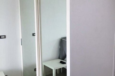 Condominio de 1 dormitorio en Bangkok, Tailandia № 65522 - foto 6