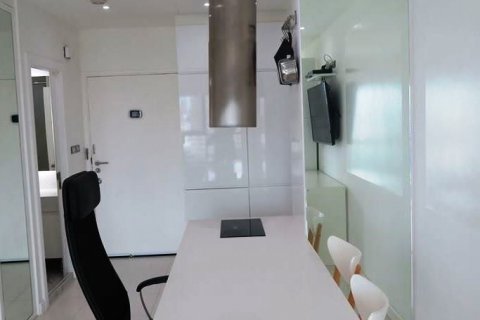 Condominio de 1 dormitorio en Bangkok, Tailandia № 65522 - foto 4