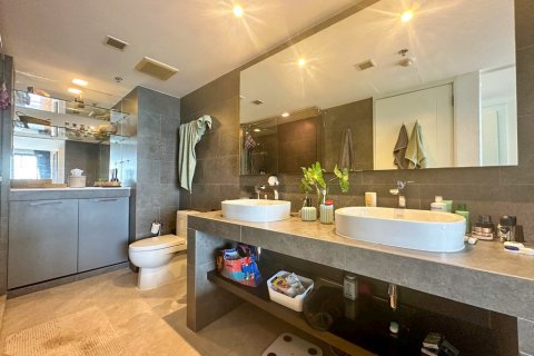 Condominio de 2 dormitorios en Bangkok, Tailandia № 65516 - foto 14