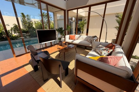 Chalet de 5 dormitorios en Hua Hin, Tailandia № 165201 - foto 27