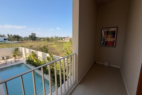 Chalet de 5 dormitorios en Hua Hin, Tailandia № 165201 - foto 12