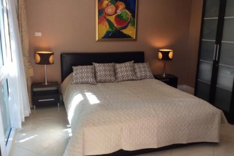 Casa de 3 dormitorios en Pattaya, Tailandia № 57087 - foto 10