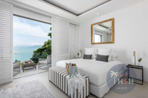Chalet de 4 dormitorios en Ko Samui, Tailandia № 180094 - foto 8