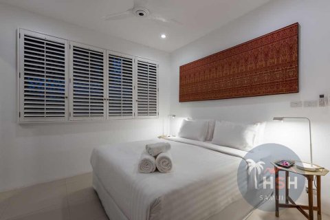 Chalet de 4 dormitorios en Ko Samui, Tailandia № 180094 - foto 12