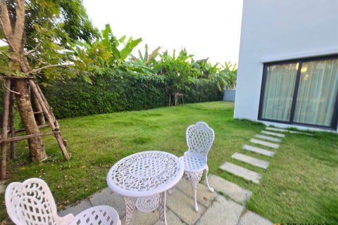 House in Bangkok, Thailand 4 bedrooms № 189181