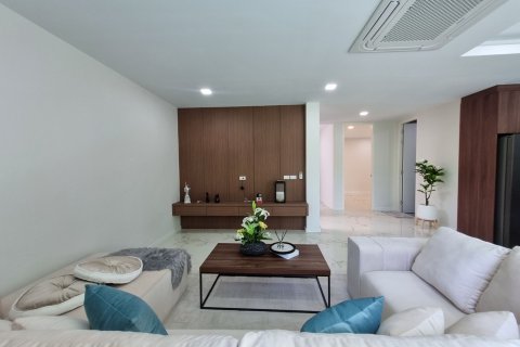 Villa in Pattaya, Thailand 5 Schlafzimmer № 150961 - Foto 9