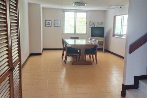 Condominio de 3 dormitorios en Pattaya, Tailandia № 151682 - foto 2