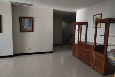 Condominio de 3 dormitorios en Pattaya, Tailandia № 151682 - foto 11