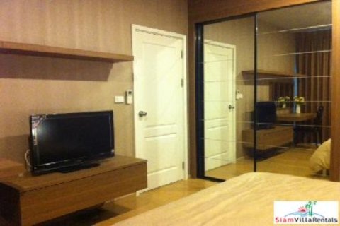 Apartamento de 1 dormitorio en Bangkok, Tailandia № 202473 - foto 2