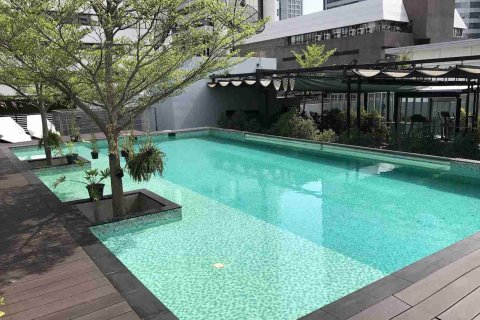 Condominio de 2 dormitorios en Thonburi, Bangkok, Tailandia № 183339 - foto 2