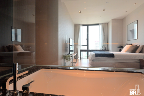Eigentumswohnung in Bangkok, Thailand, 2 Schlafzimmer  № 188226 - Foto 2