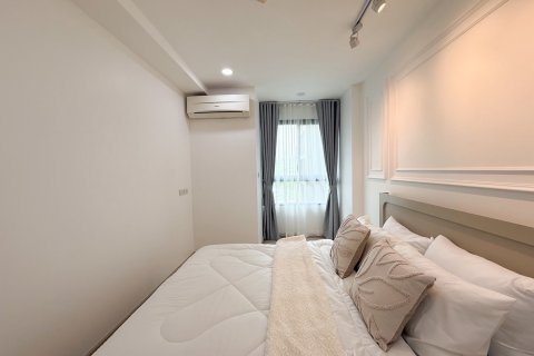 Apartamento de 2 habitaciones en Pattaya, Tailandia № 205833 - foto 10