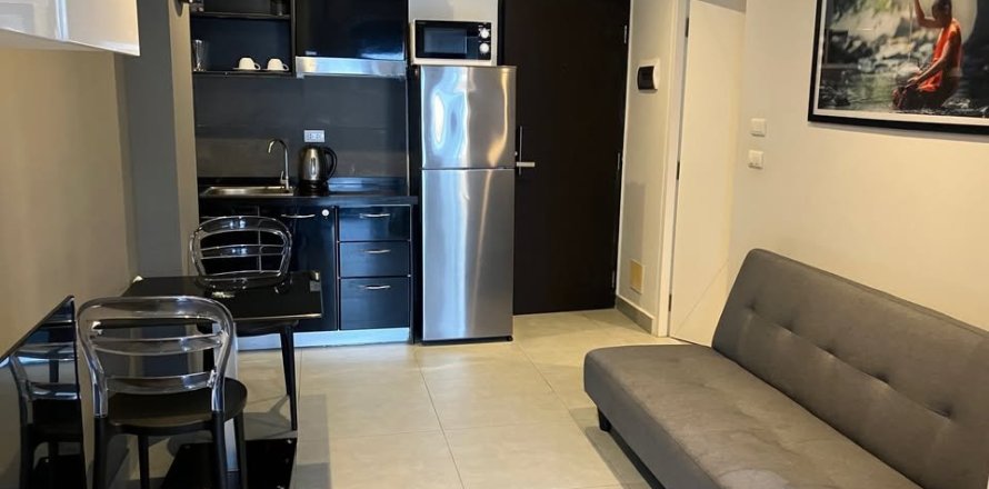 Apartamento de 2 habitaciones en Pattaya, Tailandia № 205829