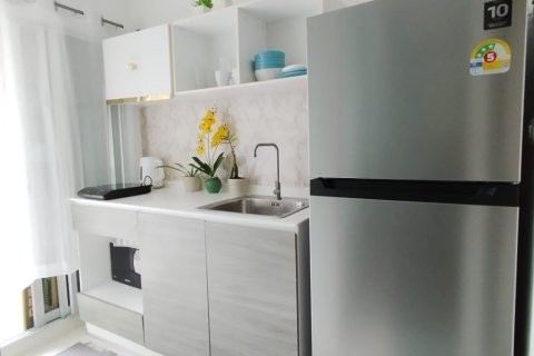 Apartamento de 2 habitaciones en Pattaya, Tailandia № 205828 - foto 4